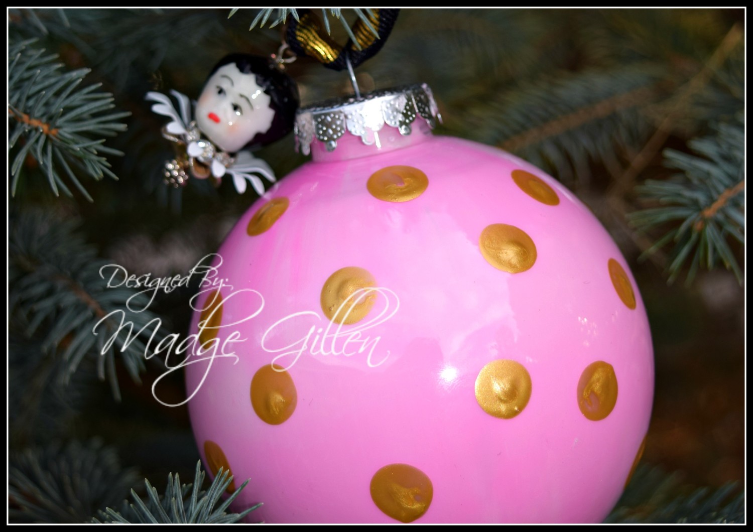Pink and Gold Ornament 3